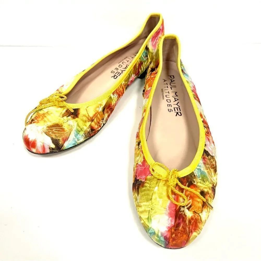 - Paul Mayer gorgeous bright yellow floral ballet flats 9.5